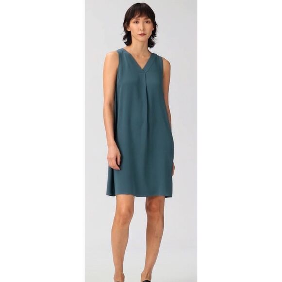 Eileen Fisher Silk Georgette Crepe Pleated Dress, small $365 F32 - Picture 1 of 8